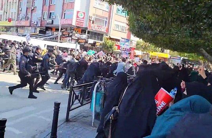 Adana’da Furkan Vakfı’nın eylemine polis müdahalesi