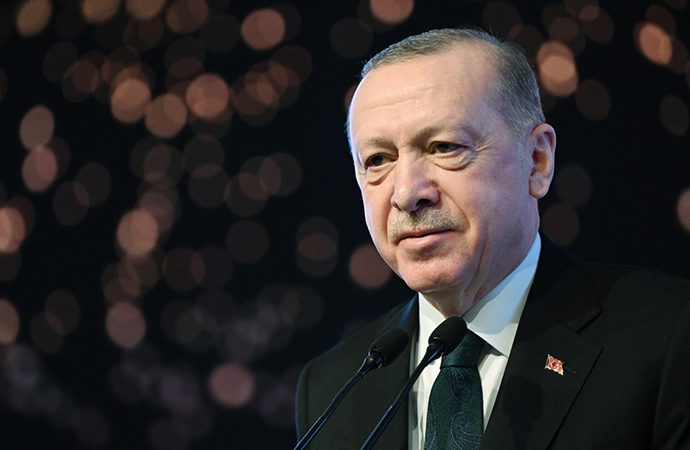 Erdoğan, Kadın Voleybol Takımını tebrik etti