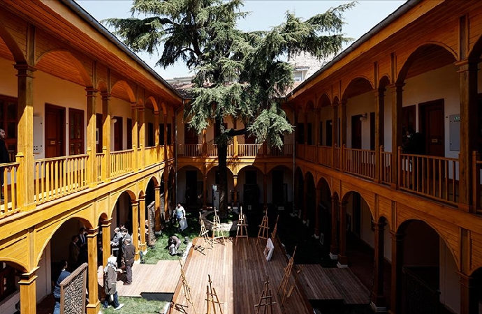 1936’da yıktırılan Ayasofya Fatih Medresesi yeniden yapıldı