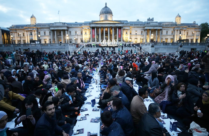 Londra’da 2 bin kişilik iftar düzenlendi