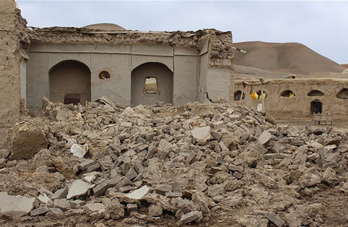 Afganistan’daki depremde hayatını kaybedenlerin sayısı 1000’e yükseldi