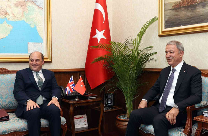 İngiltere Savunma Bakanı Ben Wallace Ankara’da