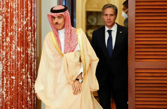 Riyad ile ilişkileri soğutan ABD yine politika değiştiriyor