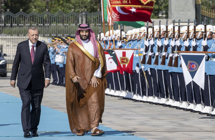 Suudi Veliaht Prens Selman resmi törenle karşılandı