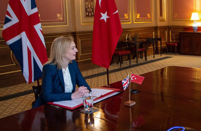 İngiltere Dışişleri Bakanı Türkiye’ye geldi