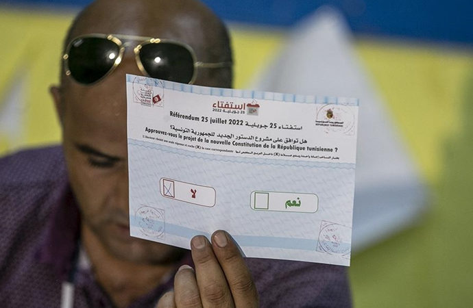 Tunus’ta ‘halk oyuna sunulan’ yeni Anayasa taslağı yüzde 94,6 oyla kabul edildi