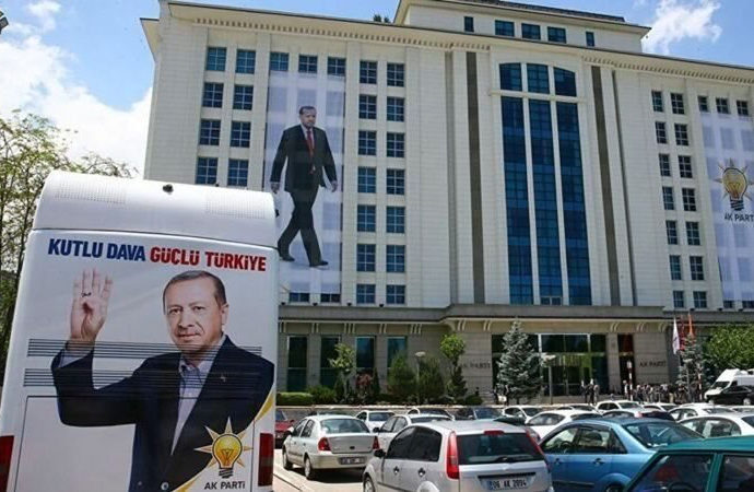 AKP’de seçimlere yönelik 3 ayaklı strateji