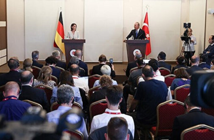 Basın toplantısında ‘Suriye, Kavala ve Yunanistan’ gerginliği