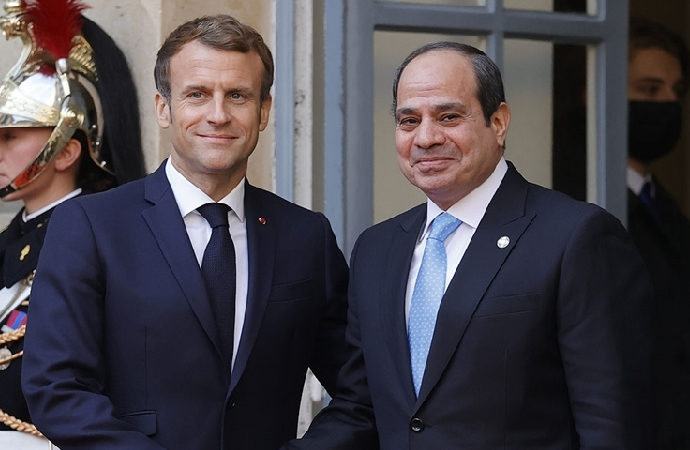 Sisi’nin yeni durağı Paris oldu