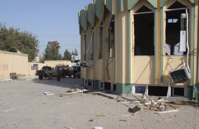 Afganistan’da cuma namazı sırasında patlama