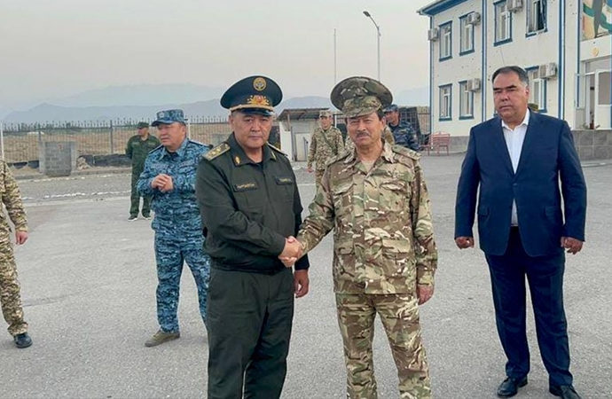 Kırgız ve Tacik istihbarat başkanları anlaştı