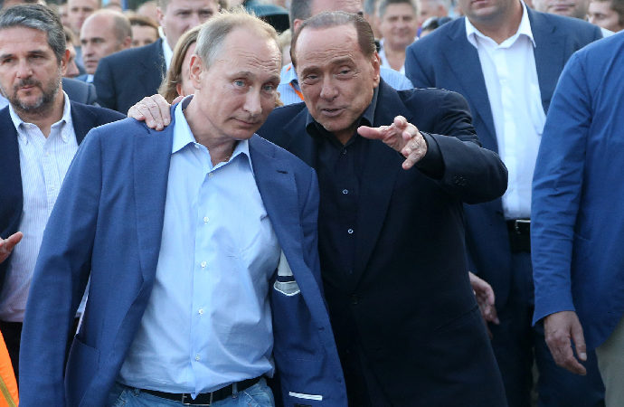 İtalya eski başbakanlarından Berlusconi yaşamını yitirdi