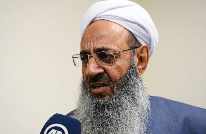 Sünni imamdan İran’da “uluslararası gözlemcilerin bulunduğu bir referandum” çağrısı