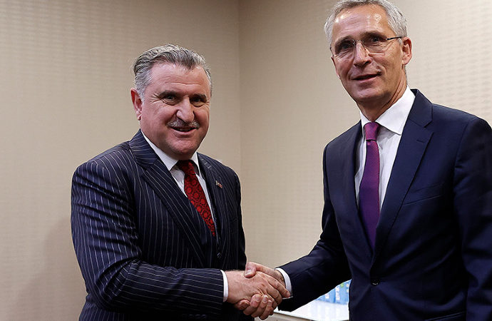 Nato genel sekreteri Türk milletvekilleriyle görüştü
