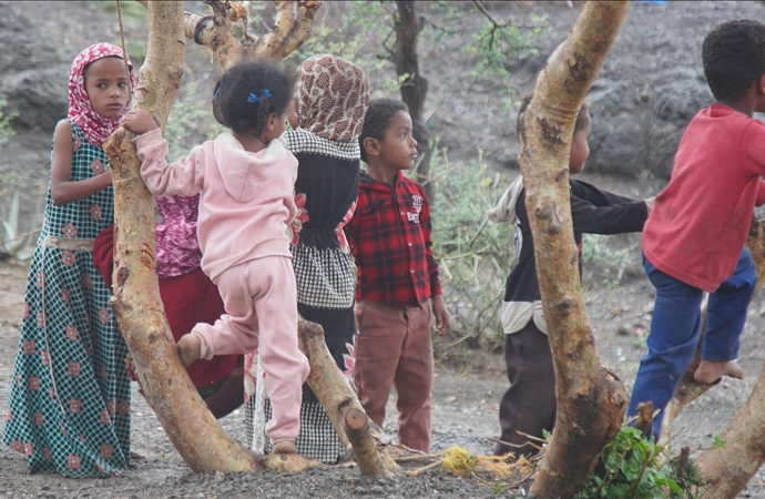 Ailesi olmayan binlerce sığınmacı çocuk insan tacirlerinin eline düşüyor