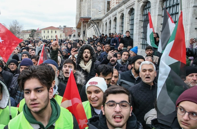 İsveç, Danimarka ve İsrail protesto edildi