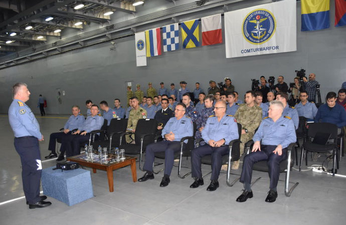 NATO’nun Deniz Kuvvetleri komutası bir yıllığına Türkiye’de