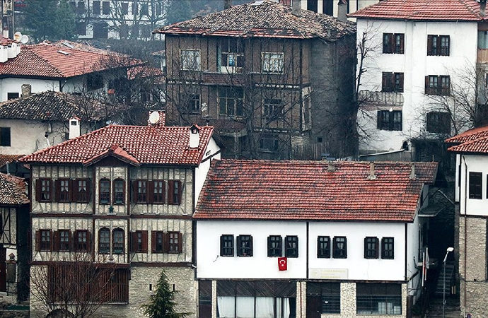 Safranbolu evlerindeki çatkı sistemi kullanılsın önerisi