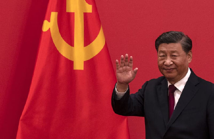 Çin’de yeni yönetim kadroları belirlendi: Eski başkanla devam