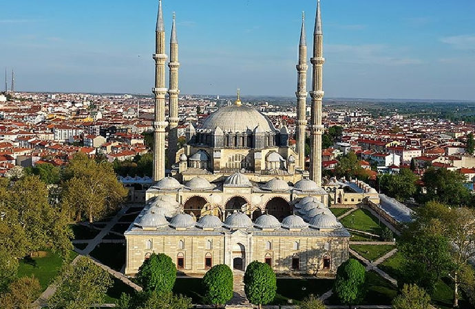 Edirne’deki üç camide Enderun usulü teravih namazı kılınacak