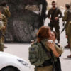 Mısırlı bir polis memuru 3 İsrail askerini öldürdü