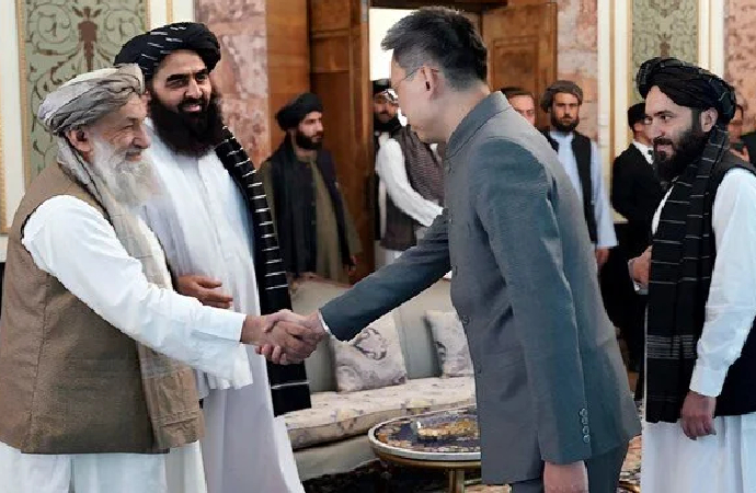 Taliban yönetimini tanıyan ilk devlet Çin oldu