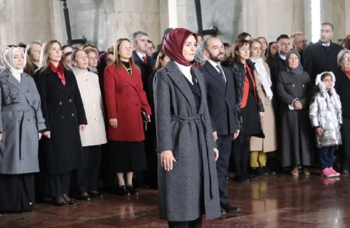 Aile Bakanı, Anıtkabir’i ziyaret etti