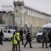 İsrail hapishanesinde yer kalmadı, 20 Filistinlinin gözaltısı iptal edildi!
