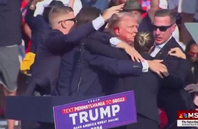 Trump kulağından yaralandı, suikastçı öldürüldü