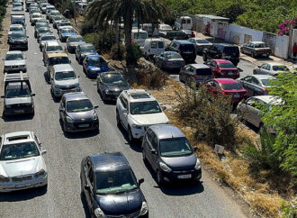 Lübnan’ın güneyinde 200 binden fazla kişi yerinden edildi