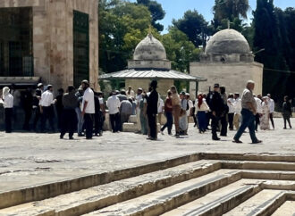 Yahudi gaspçılar Mescid-i Aksa’ya baskın düzenledi