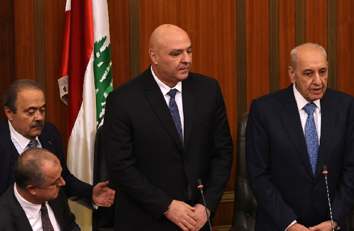 Lübnan Cumhurbaşkanı: Ateşkes sağlanmasını umuyoruz