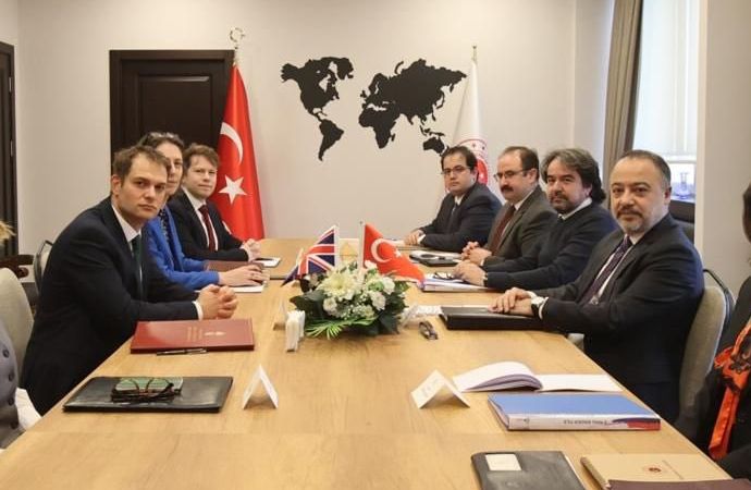İngiltere ile Türkiye arasında Suriye istişaresi