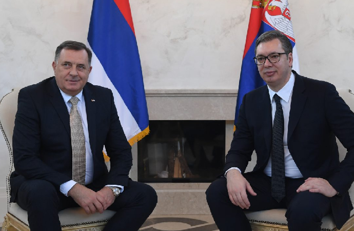 Bosna, 1992’deki savaştan sonra en büyük siyasi krizle karşı karşıya