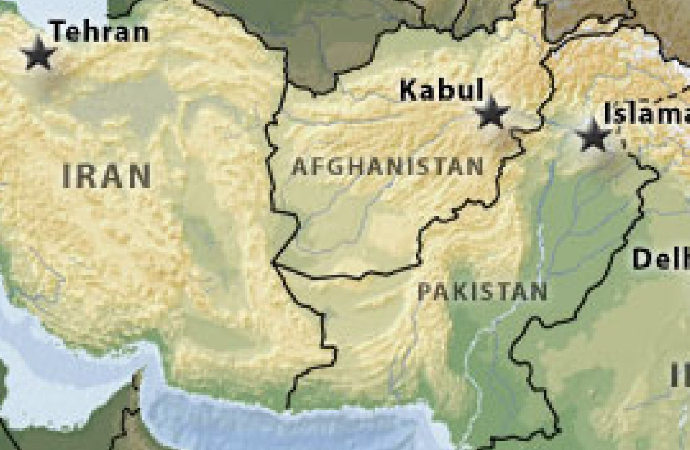 İran’ın doğu sınırına 400 kilometre güvenlik duvarı