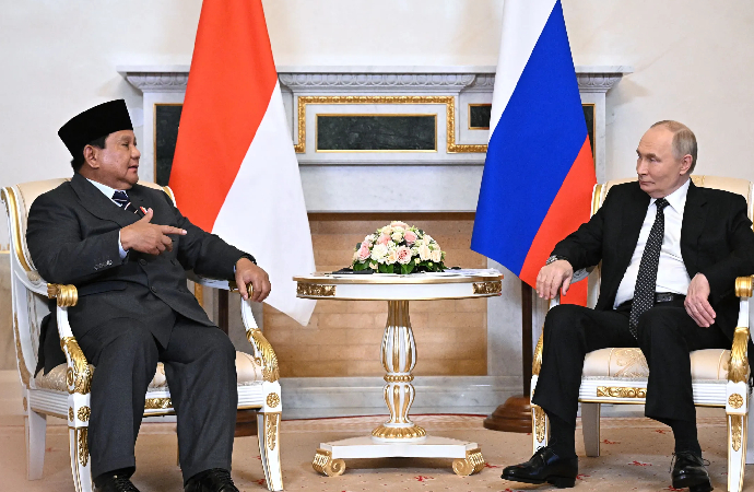 Rusya’dan Endonezya’ya nükleer teklif