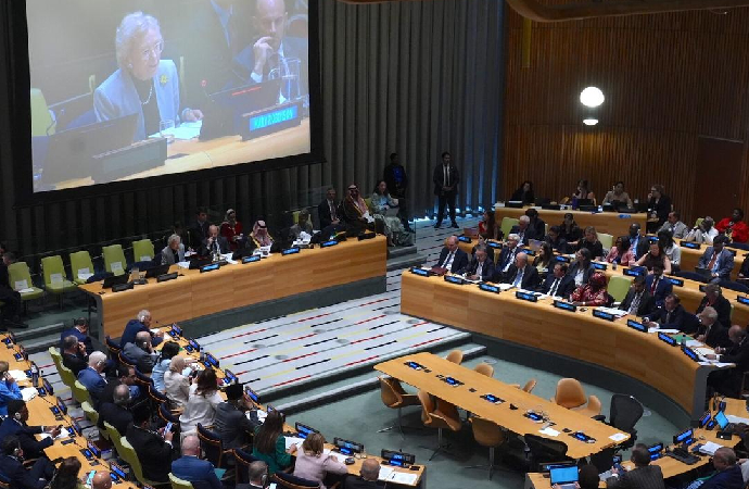 İngiliz grubundan İsrail’e karşı kontrollü uyarılar