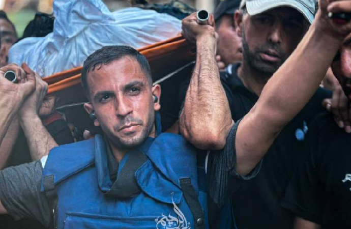 Filistinli gazeteci Şerif: Gazze ölüyor ve onunla birlikte biz de ölüyoruz