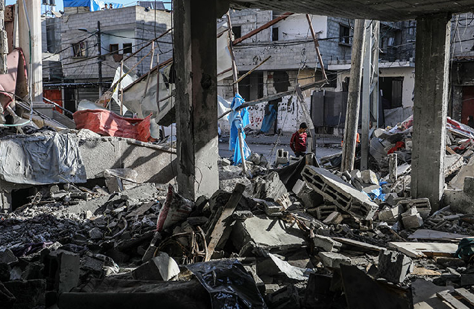 Gazze’de savunmasızların sığındığı 256 merkez vuruldu