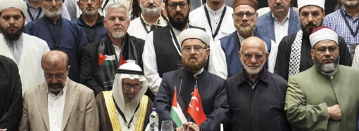 ‘Alim’lerin demokrasi adasındaki konuşmaları devam ediyor