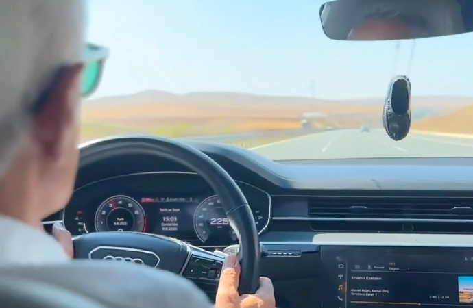 Hız sınırını çiğneyen Ulaştırma Bakanı’na ceza uygulandı