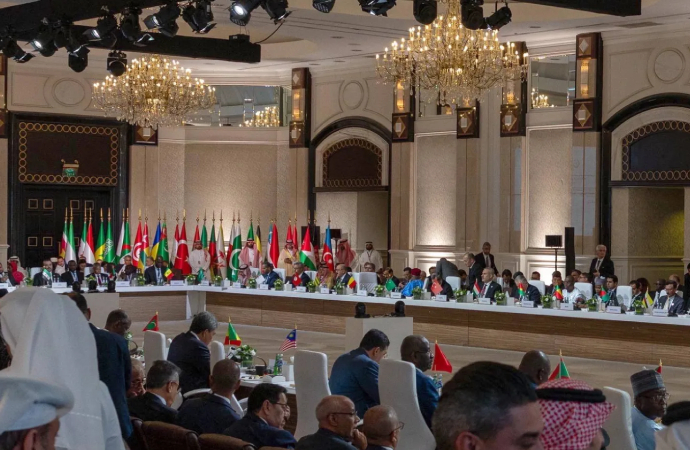 Gazze Yanıyor, Müslüman Liderler Nerede?