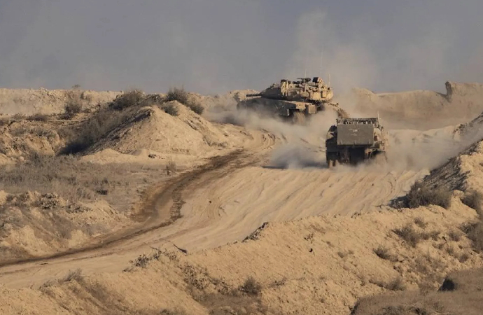 Gazze kentinin dış mahallelerinde şiddetli çatışmalar