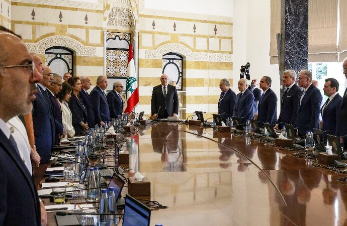 Lübnan Bakanlar Kurulu: 5 bakan görüşmeyi terk etti