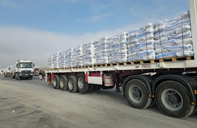 ABD baskısı ile yardım girişi tekrar başladı