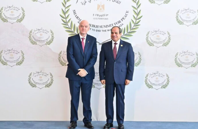 FIFA Başkanı, Mısır’daki zirvede ne arıyordu?