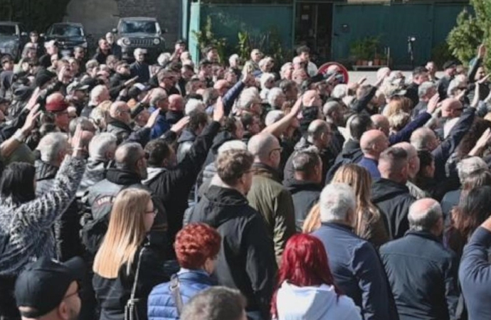 İtalya faşist diktatör Mussolini’yi andı