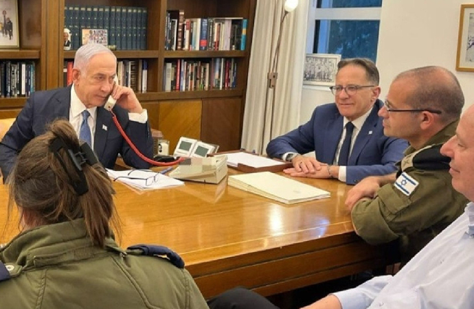 İsrail Başbakanlık Ofisi: Trump planının ilk aşamasını uygulamaya hazırlanıyoruz