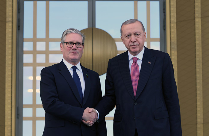 Starmer: Türkiye ile eskisine oranla çok daha yakın çalışıyoruz
