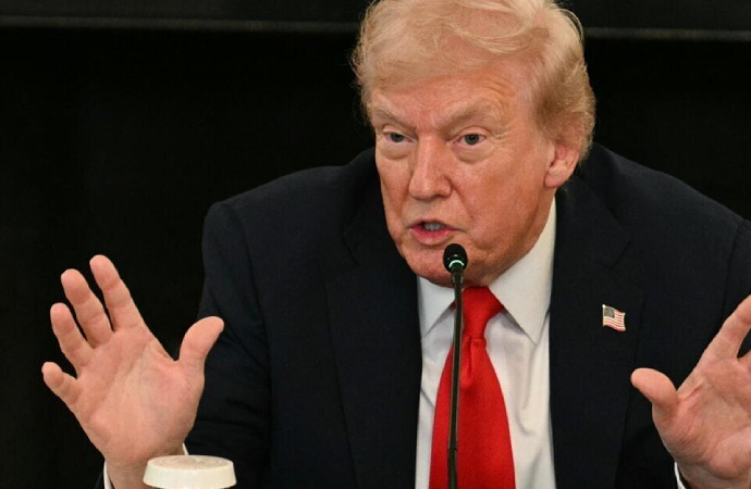 Trump: CNN’i yönetenler yozlaşmış
